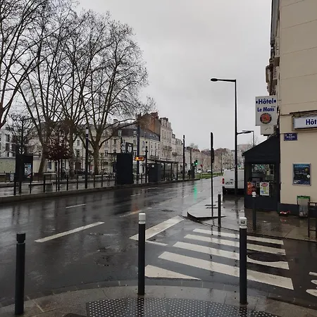 Du Mans Отель Анже