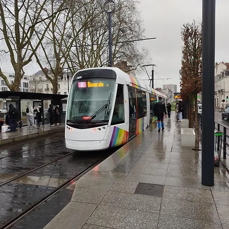 Отель Du Mans Анже